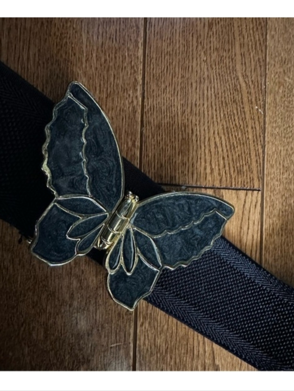 💛 Free With Purchase 💛 Unbranded | Butterfly Elastic Cincher Waist belt
